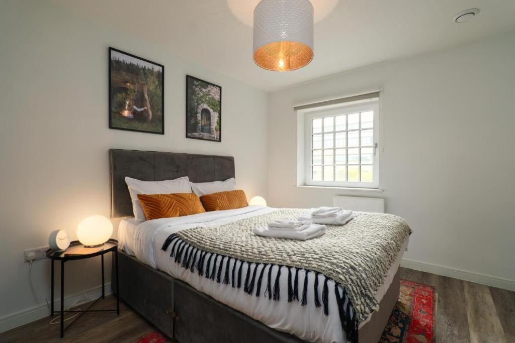 City Centre Luxury Apartment - Free Parking & Balcony Cardiff Esterno foto